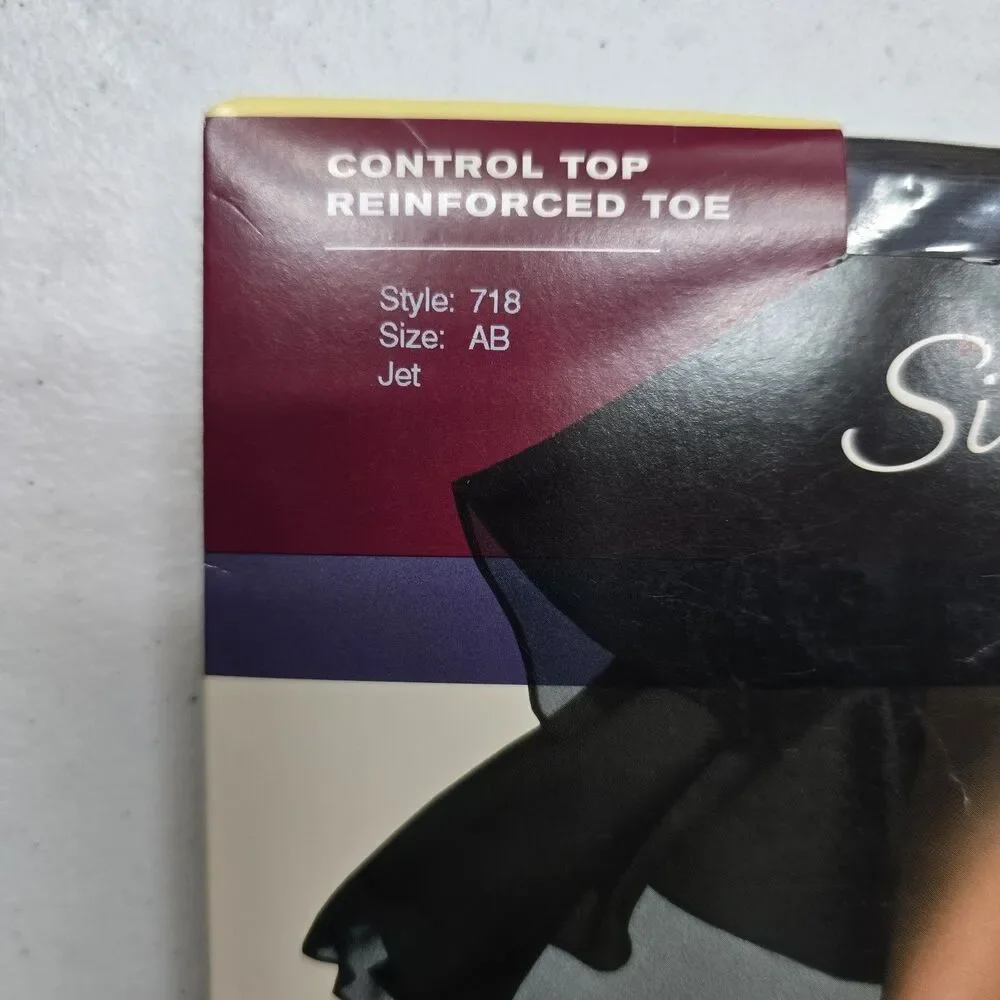 Hanes Silk Reflections Pantyhose Sz AB Jet Black Control Top Reinforced Toe NIP